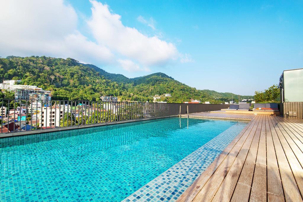 The Deck By Favstay Apartment